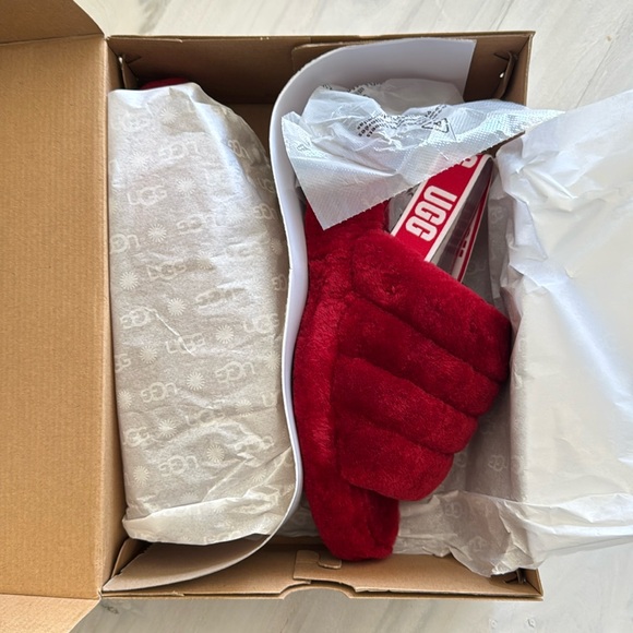 NIB UGG Fluff Yeah Slide - Picture 2 of 4